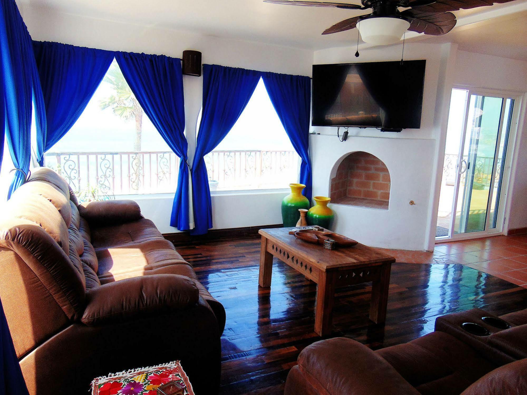 Casa Playa Baja Hotel Primo Tapia Екстериор снимка